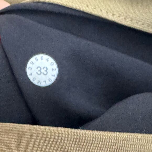 Lululemon Commission Pant Slim in Artifact Size 33 - Picture 10 of 12